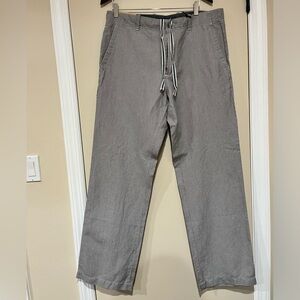 Men’s Banana Republic Chino. Relaxed Fit. Size 35x34 NEW WITH TAG